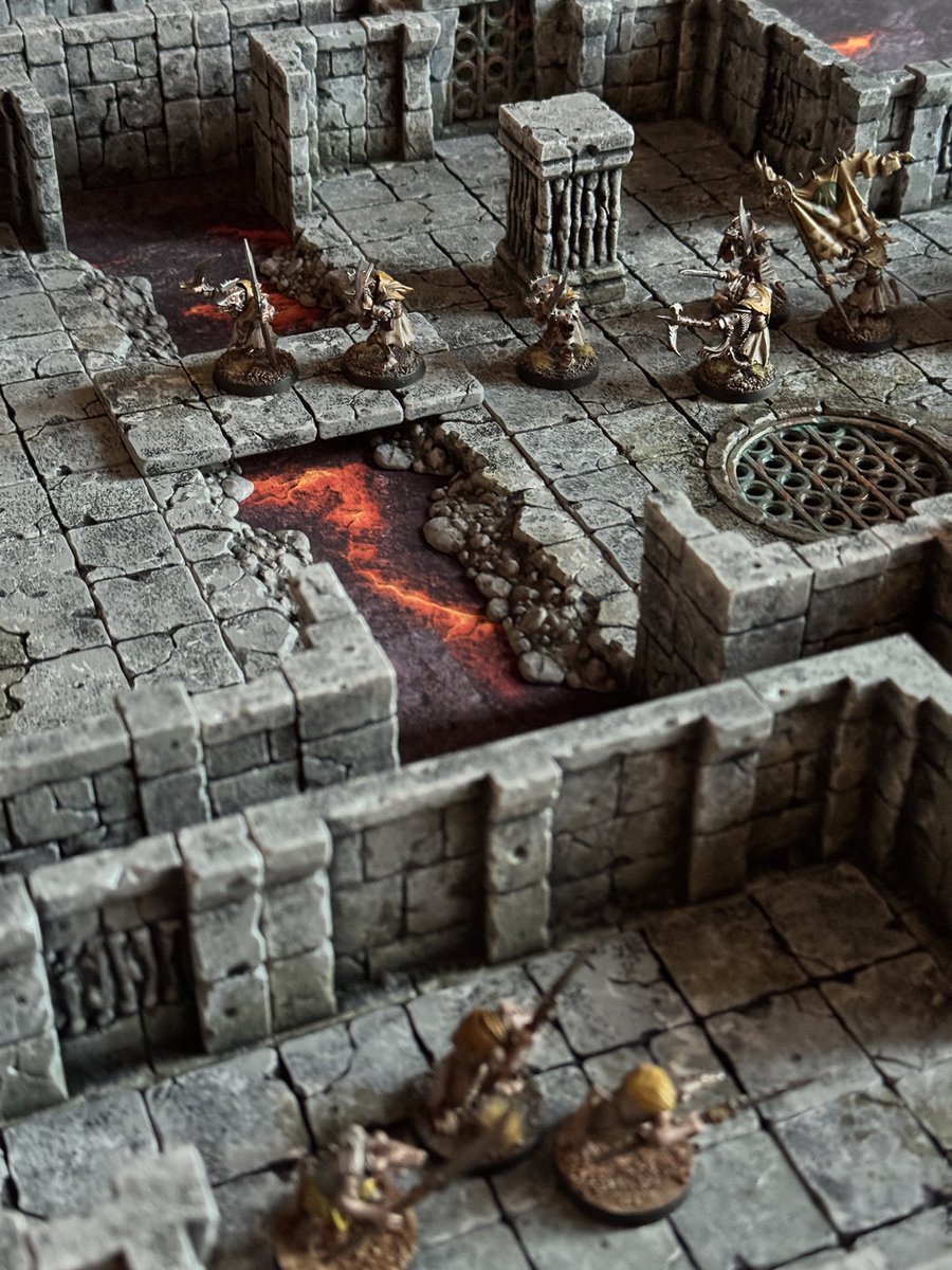 Finished painting the rest of our Crypt scenery - looks like we need to make some bridges as well though 🫠