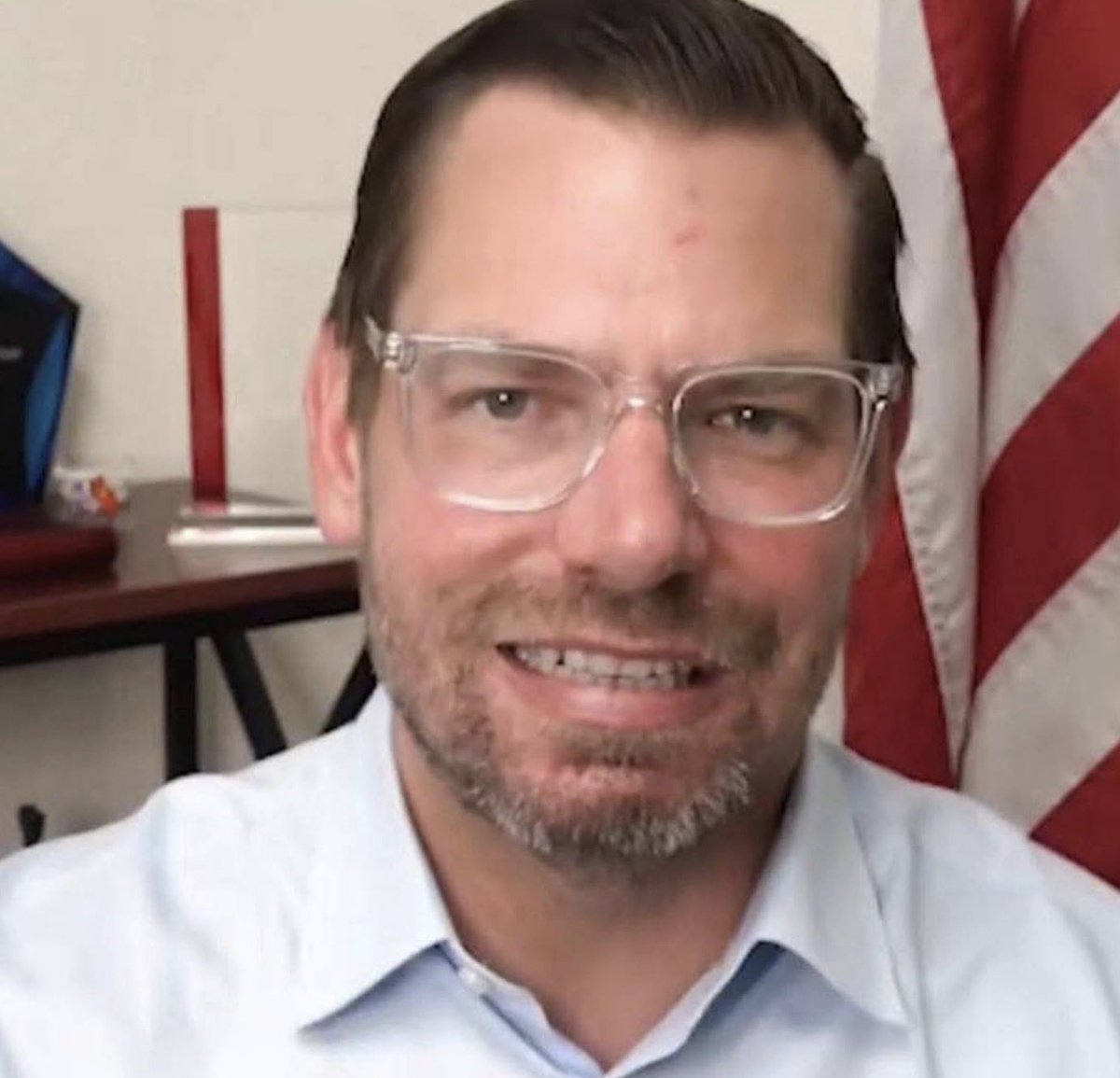 0hour1's tweet image. The guy running for California Governor looks like Jeffrey Dahmer.

😂😂😂🥴🥴🥴🥴