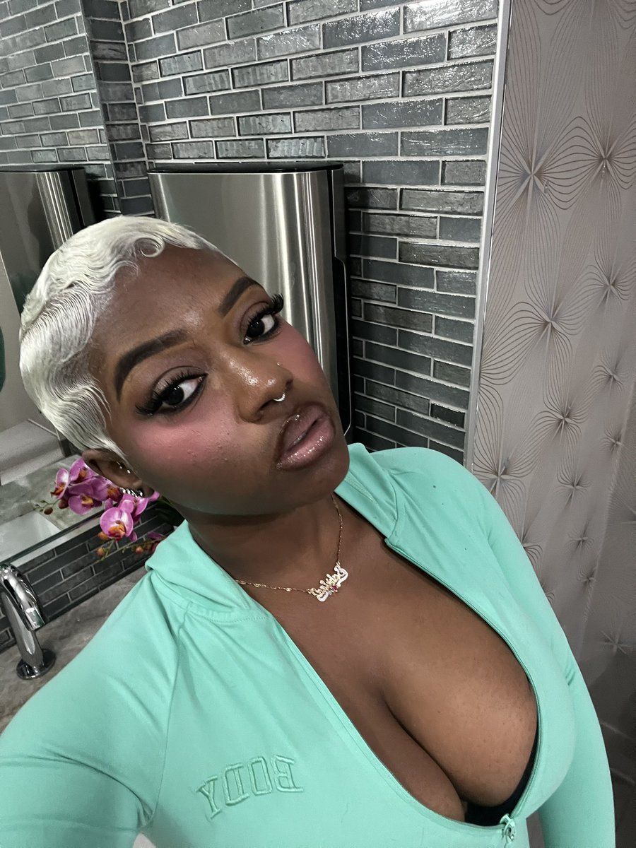 SABRINA 🇭🇹 tweet media