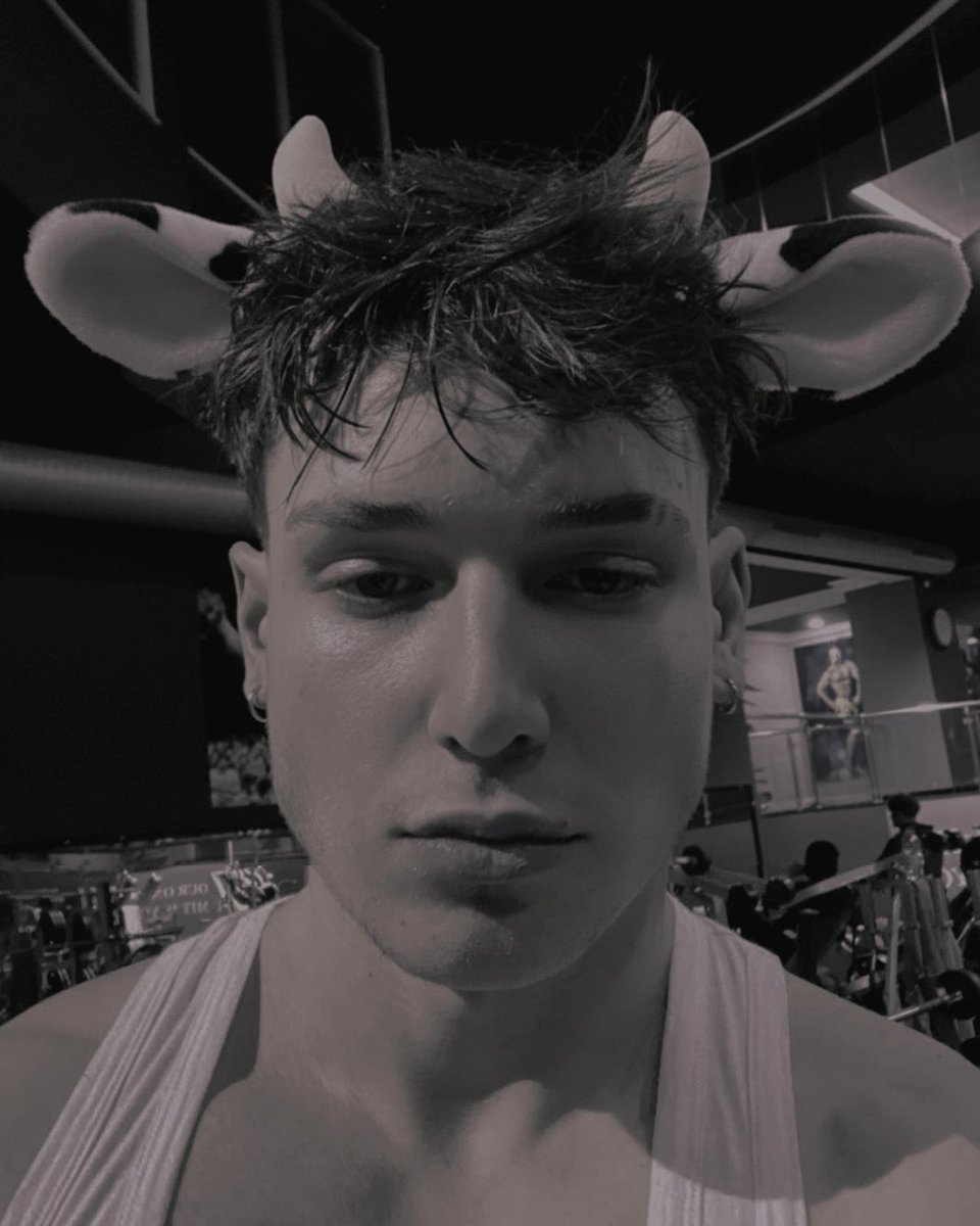 obscesivo's tweet image. ⠀

ᅠᅠ ᅠᅠᅠᅠ⠀⠀
ᅠᅠ ᅠᅠᅠᅠ⠀  ⠀                  

ᅠᅠ ᅠᅠᅠᅠ⠀⠀