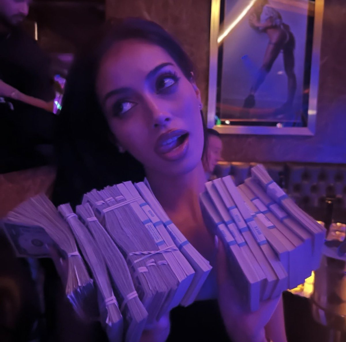 fliot's tweet image. endings and beginnings were stacked on top of each other all year, just acknowledging i didn’t stay the same