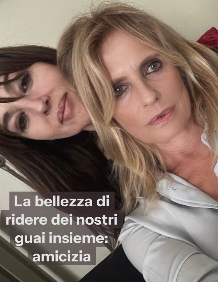 vintagism's tweet photo. monichella ovviamente non poteva mancare nel suo wrapped 2025 https://t.co/wIWyWCvGW0