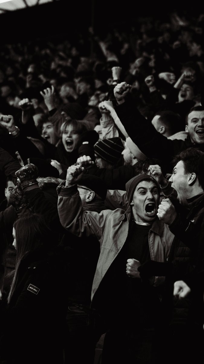 Pompey's tweet photo. Shaughs scenes. 💙 https://t.co/8M8TDaHilr