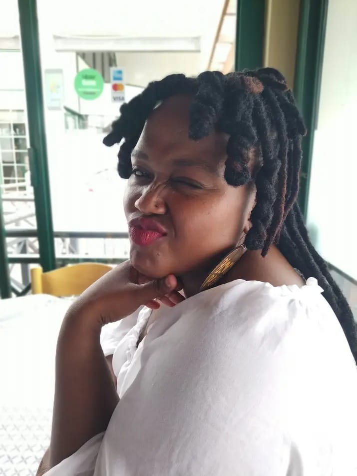 WJonga's tweet photo. Don't know if headwrap count as a hairstyle😏 https://t.co/RVWWNTjTsd