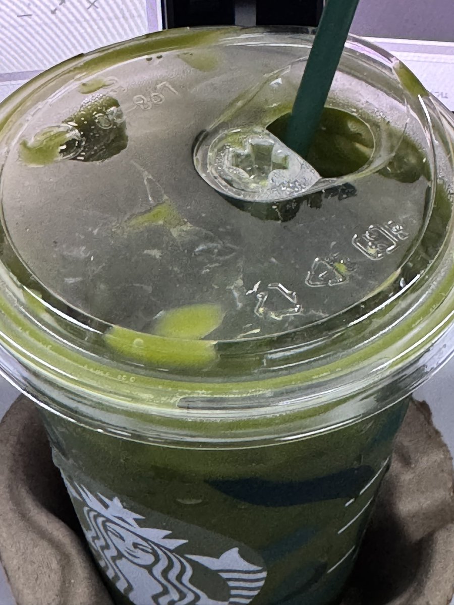 มัจฉะ + มะพร้าว สตาบัคคือที่💖🫶🏻