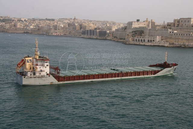 Shipguru's tweet photo. #spanishbuilt #generalcargoship #MINKA_C  #Entering #grandharbourmalta - 23.04.2010 - https://t.co/nfgboxcB5B - NO PHOTOS can be used or manipulated without our permission @worldshipsoc @Rich_Ships @ShipsInPics @ShippingTV @ShippingMag @shippingdata https://t.co/jxZaKlqdXZ