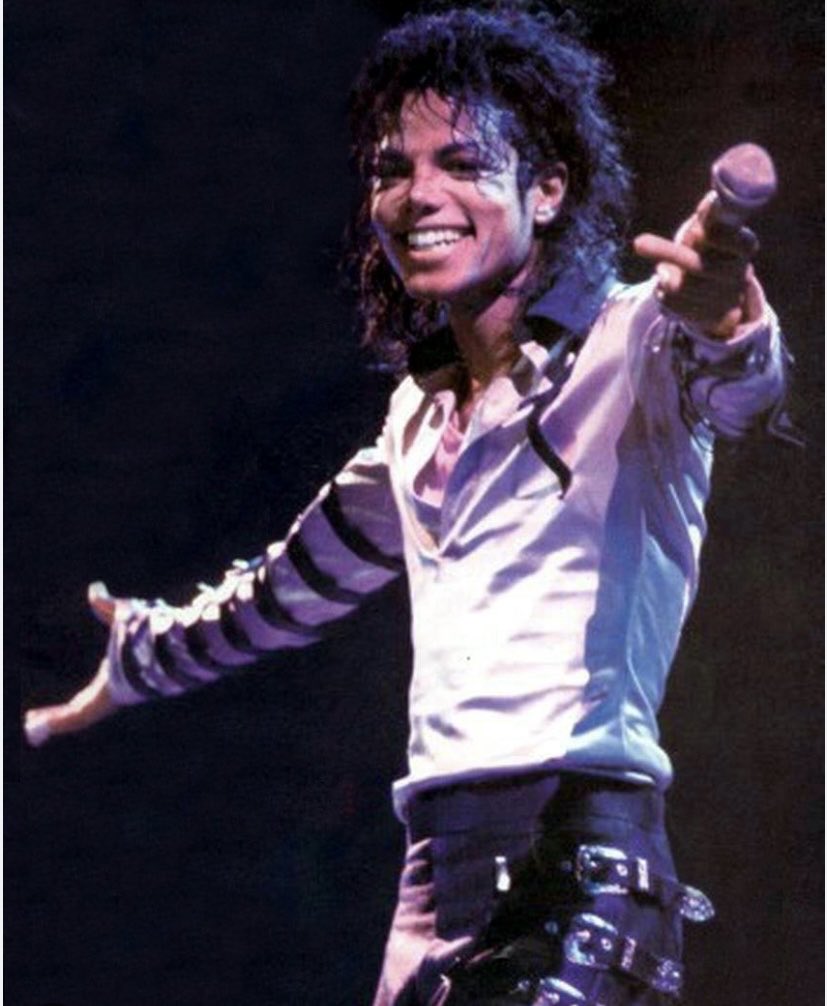 MagicChances_15's tweet photo. Michael Jackson is the only artist who I can listen to all day, every day, and never get tired of his music. https://t.co/KkD7dfettW