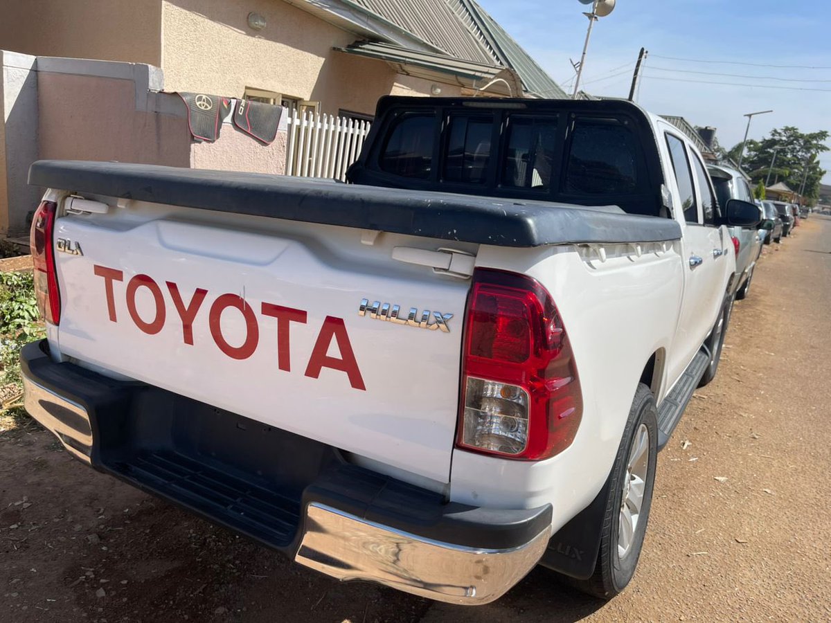 Super Clean 2018 Toyota Hilux - 37M
Location Kaduna 🇳🇬 

📞 07068404450