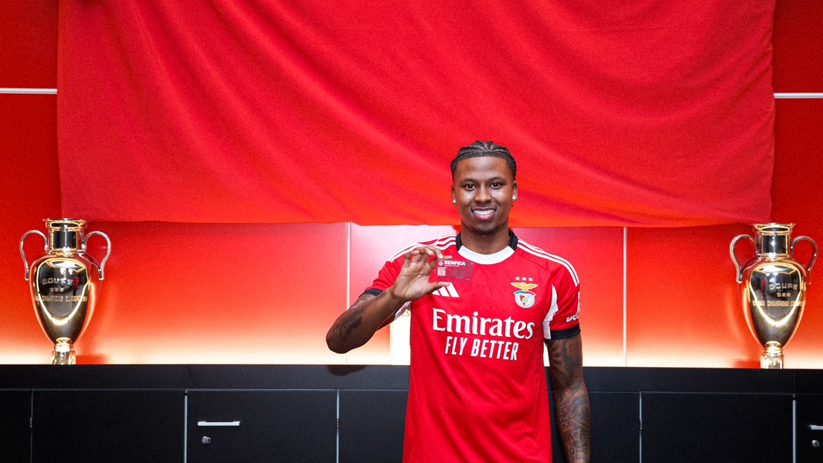 O Benfica confirmou a contratação de Sidny Lopes Cabral. O lateral que pode fazer as duas alas vem dar uma maior profundidade ao plantel. É um lateral ofensivo, mas que tem de