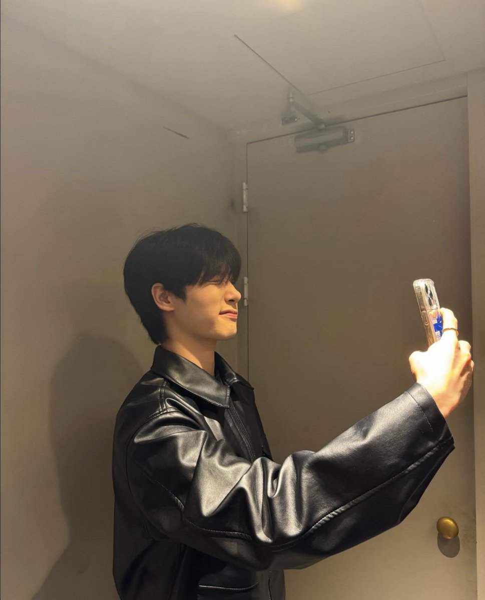 imdriaan's tweet photo. 이런헤어도다시보고싶슨,, https://t.co/Jqo4CyPsKq