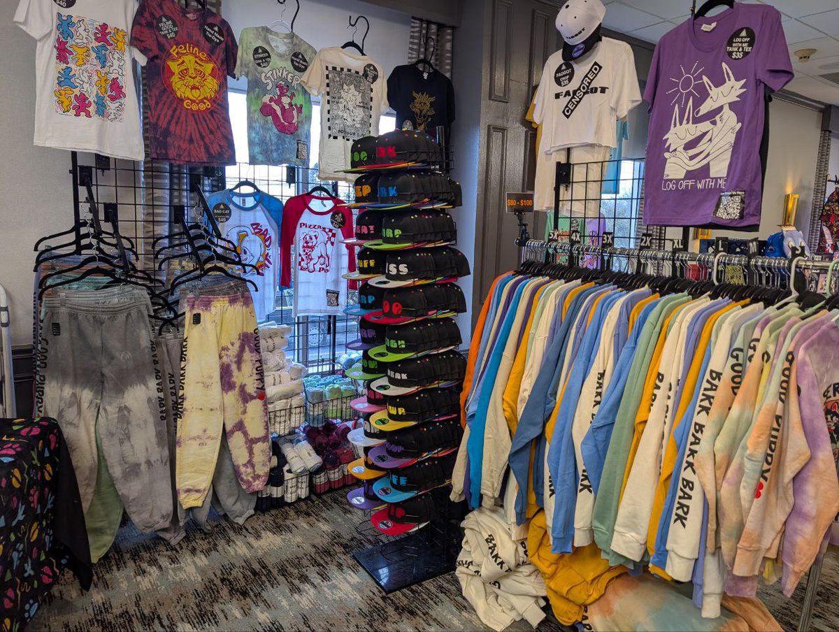 Triangle Manor 🔜NYFB🔜ANE🔜F2🔜NFC tweet media