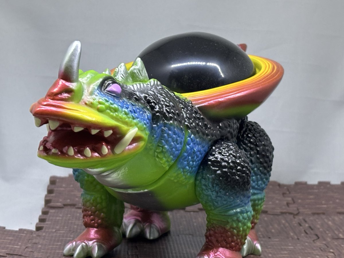 8位グラビトン 初めてのエレガブ怪獣 今年はこの子しか迎えられなかっ