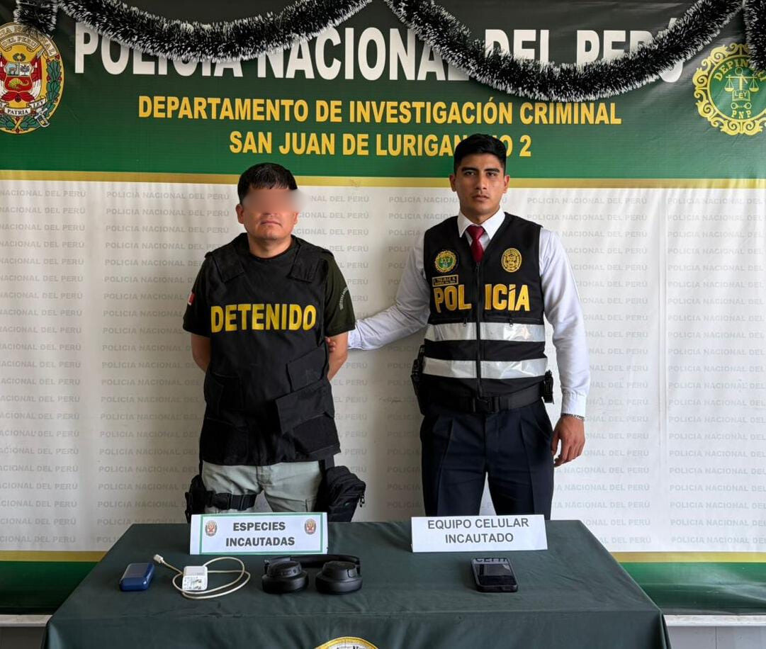 🚨 Agentes del DEPINCRI SJL 2 intervinieron y detuvieron a un sujeto en el penal de Lurigancho por presunto ingreso indebido de equipos de comunicación. Se incautó celular, cargador, audífonos y batería portátil durante un operativo de control.