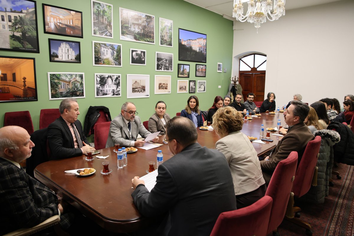 YTÜ Fen-Edebiyat Fakültesi tweet media
