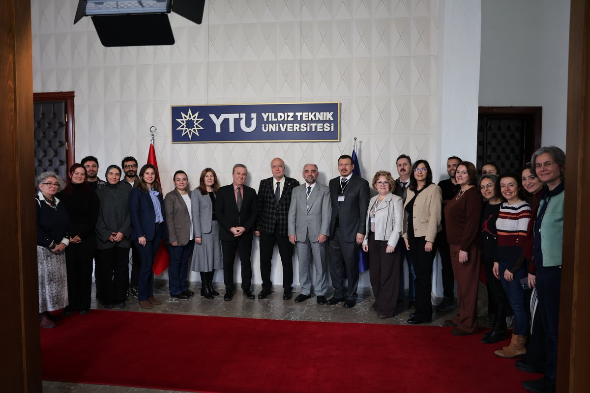 YTÜ Fen-Edebiyat Fakültesi tweet media