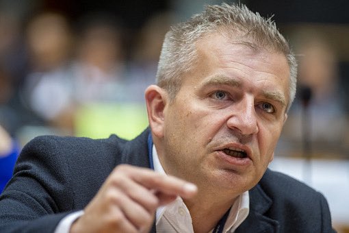 Sto lat, Panie <a href="/Arlukowicz/">Bartosz Arlukowicz</a> Nasz Wojowniku – wszystkiego, co najpiękniejsze i najmocniejsze🇵🇱✌️