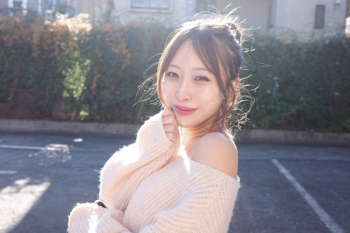 デビューからもう少しで1ヶ月☘️✨
まだまだですが、色々な経験を通して
もっと自分磨いて私らしく輝ける女優様になれるよう精一杯頑張ります！　

来年も皆様とステキな1年になりますように。♡今後ともよろしくお願い致します