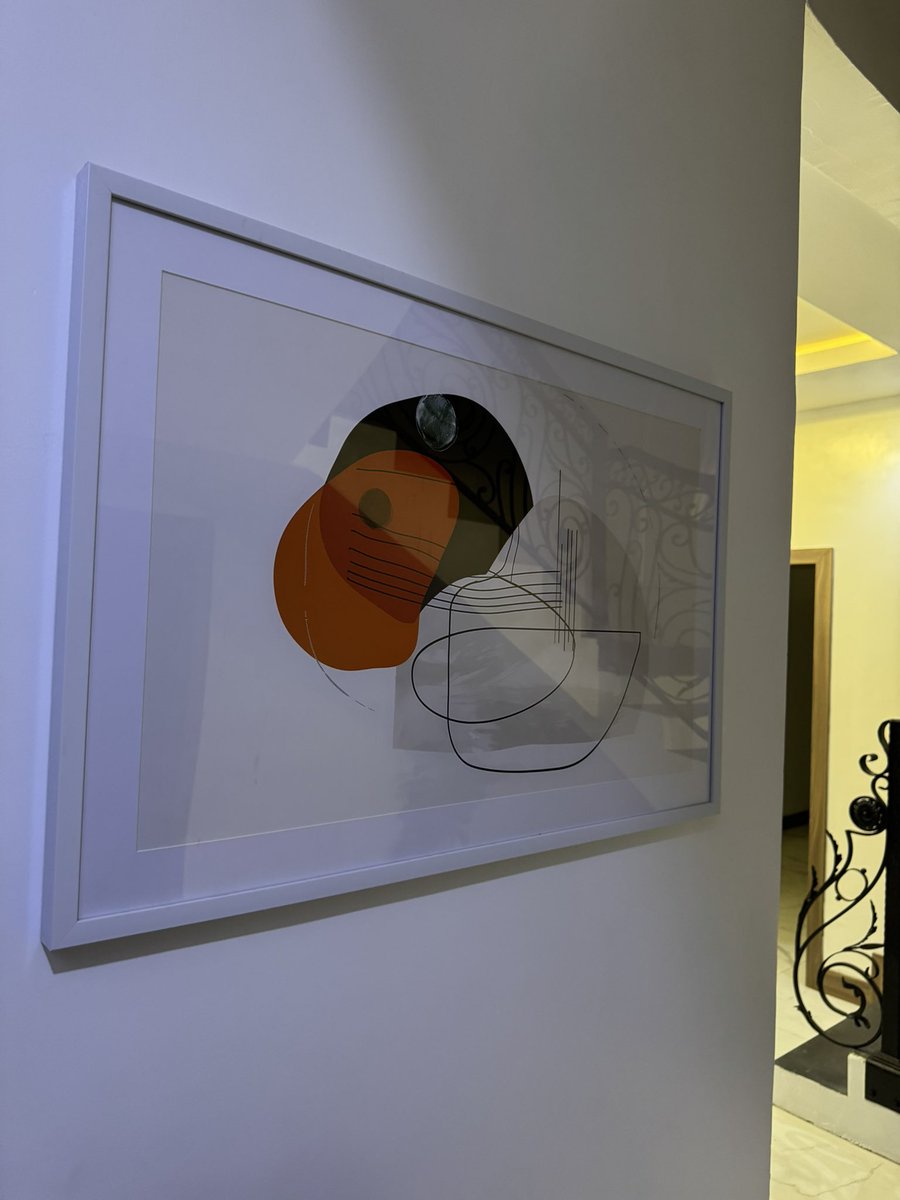 CuratedframesNG's tweet photo. Where orange energy meets abstract elegance. https://t.co/fZkt0NwGMH