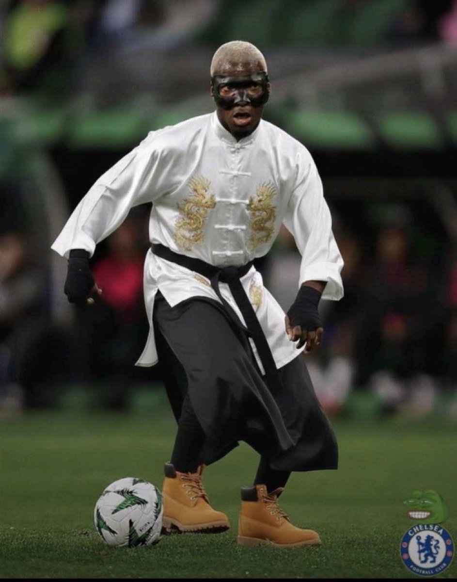 Yellow card already 😭 #CHEBOU