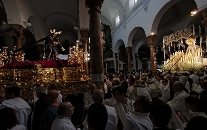 𝐌𝐚𝐫𝐭𝐞𝐬 𝐝𝐞 𝐂𝐚𝐧𝐝𝐞𝐥𝐚𝐫𝐢𝐚

Último martes del año. Nos encomendamos a nuestros sagrados titulares para que nos den Salud durante este año, permitiéndonos disfrutar de todos los momentos esperados junto a nuestros hermanos y seres queridos.