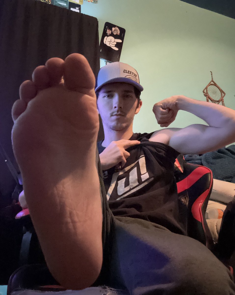 MFazing's tweet image. Take a sniff