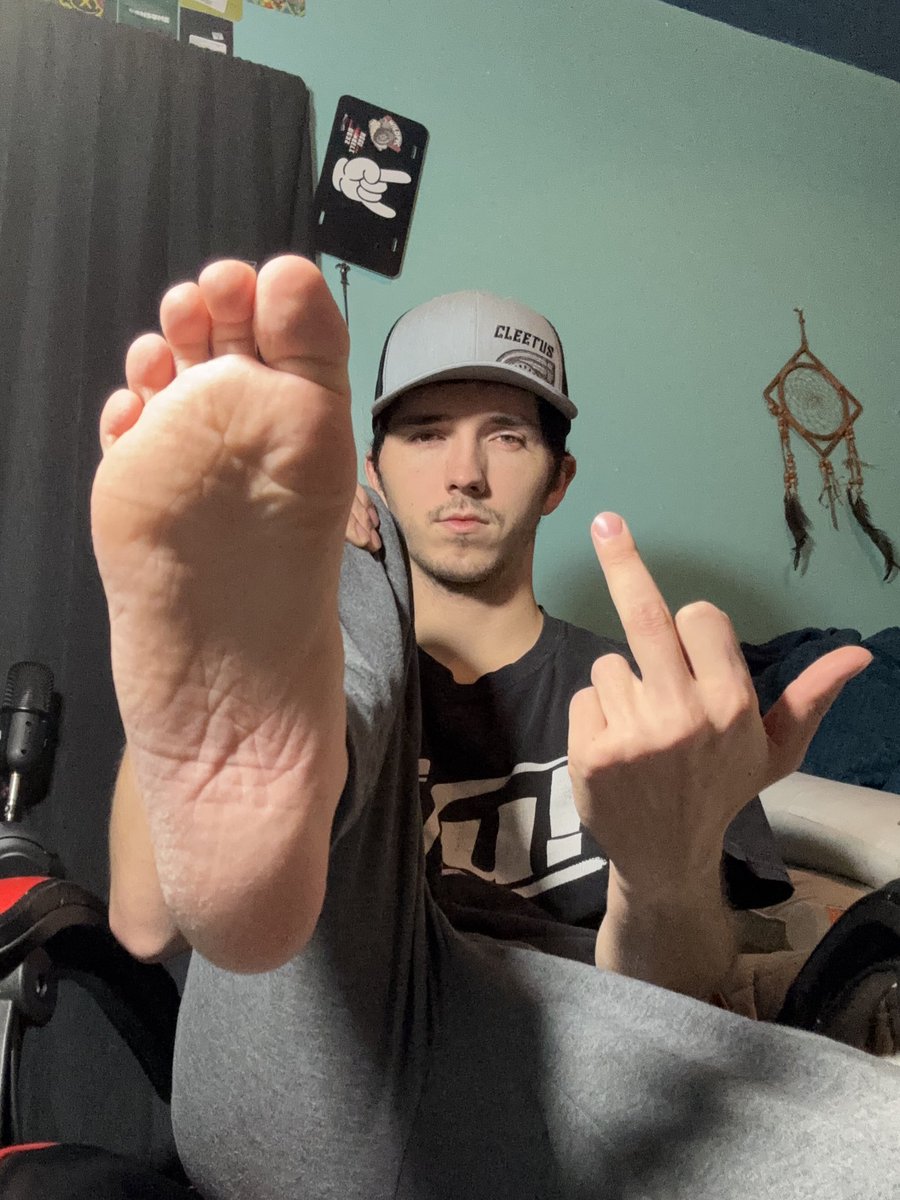 MFazing's tweet image. Take a sniff