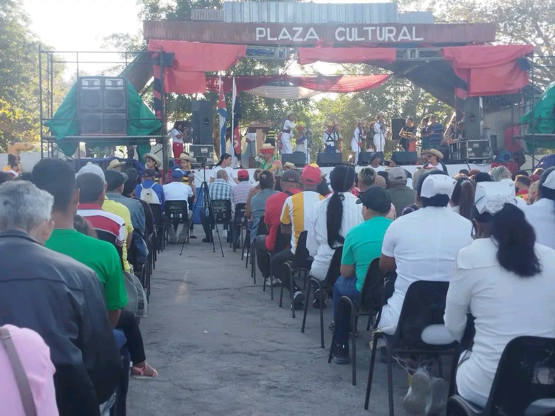 Con profundo sentido patriótico y compromiso revolucionario, los habitantes de Jobabo celebraron el acto por el 67 aniversario del triunfo de la Revolución Cubana, en una jornada marcada por la unidad, la memoria histórica y la reafirmación de los valores que han guiado al país.