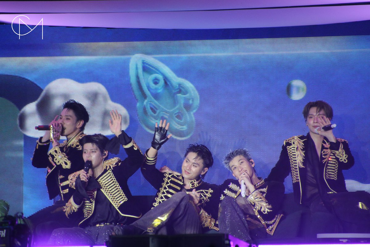 สมการรอคอย “5 หนุ่ม LAZ1” ในงาน “Amazing Thailand Countdown 2026”

LAZ1 COUNTDOWN ICONSIAM

#LAZ1xICONSIAM #LAZ1
#oueiija #offroadKTP #diamondnrk_ #Geler_k #PentorJrp 
#CountdownatICONSIAM  
#AmazingThailandCountdown2026