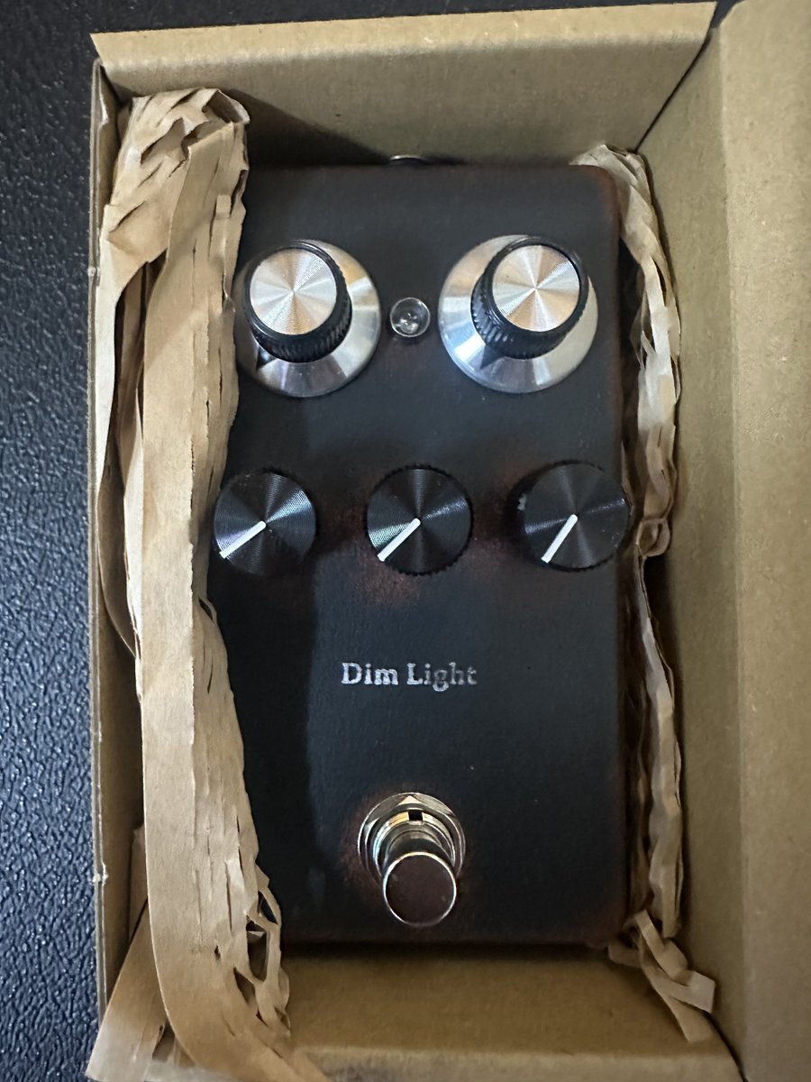 my new gear 1995fx Dim Light ゲインの幅があり、Middleの効きが