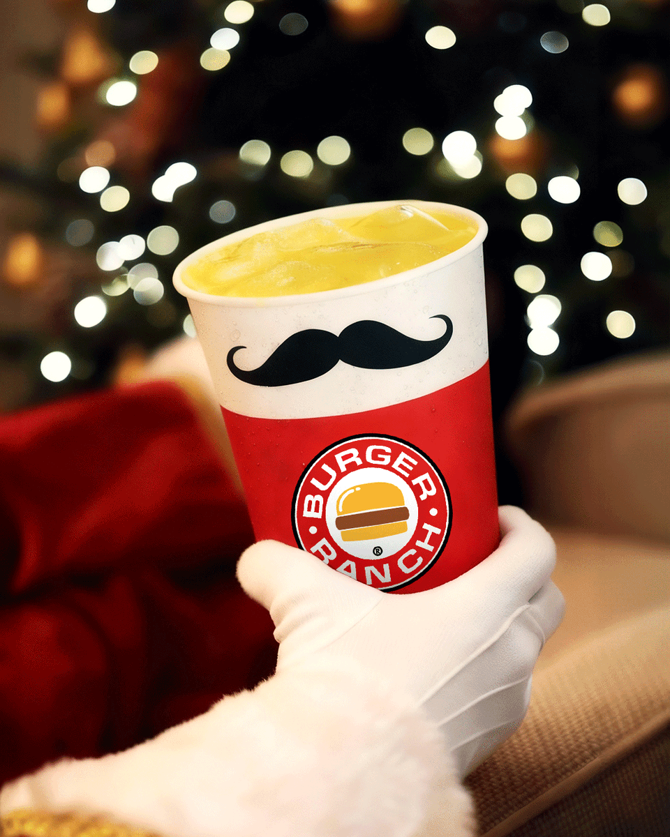 BurgerRanch's tweet photo. Magia de Natal + Burger Ranch = Memórias inesquecíveis! 😍
#BurgerRanch #EsteéNosso #ComerParaCrer https://t.co/VGY3vLlSYl