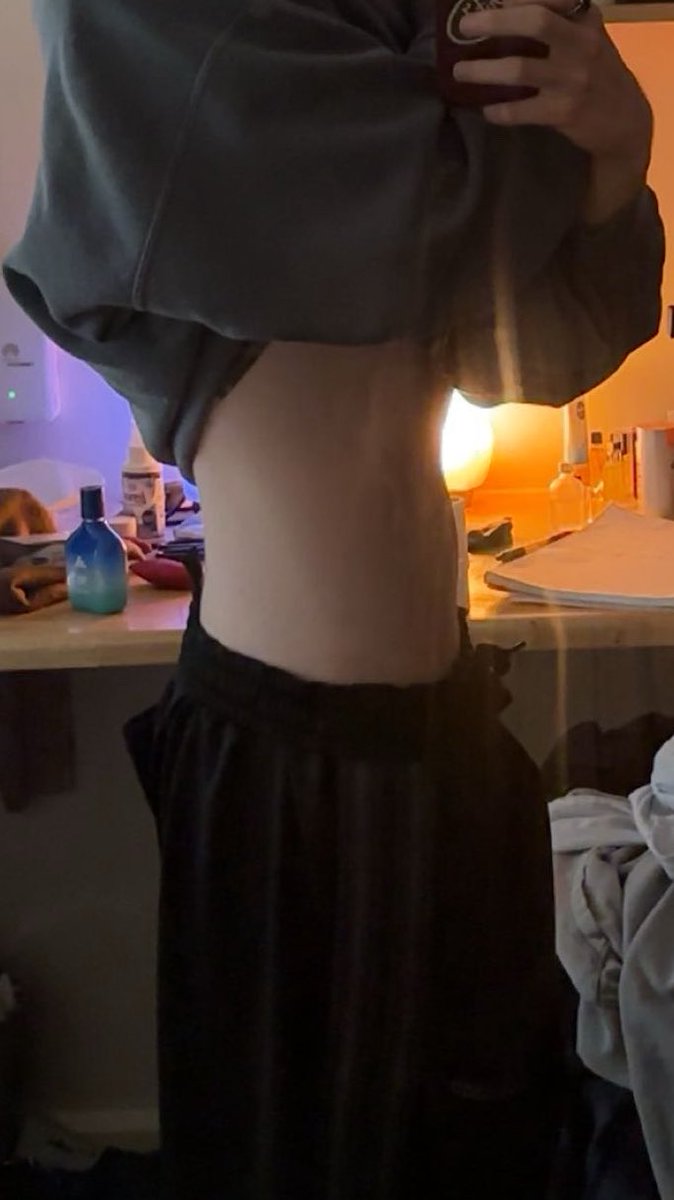 ssecretgingerr's tweet photo. Ginger boy waist #redhead #LGBTQIABye2025 #gay #twink #gingertwink #ginger https://t.co/tPtlSdHa57