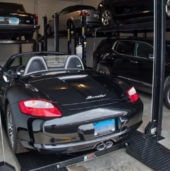 CTCarStorage's tweet image. Give your prized car the care it deserves! Enjoy secure, climate-controlled storage, detailing services, and pick-up/delivery. Preserve your investment with peace of mind—contact us today! ctcarstorage.com