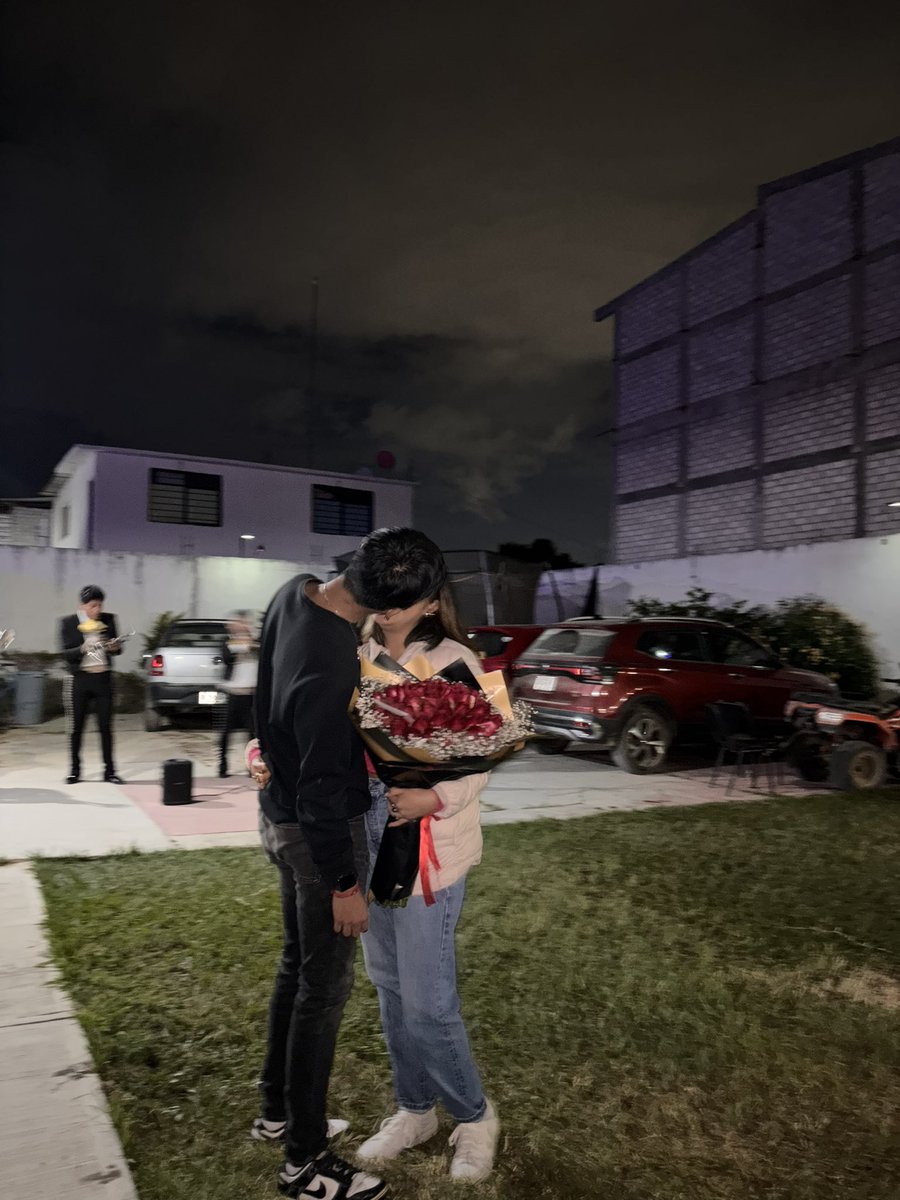 Ferbolanosm's tweet photo. El que decía que solo fuéramos fluyendo 😍 https://t.co/2HzQeKf7wb