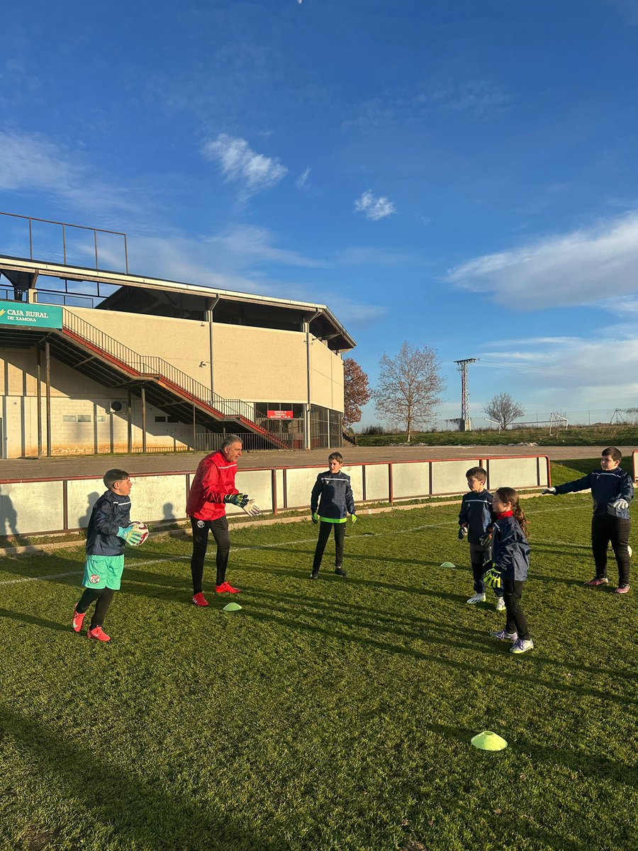 Zamora CF tweet media
