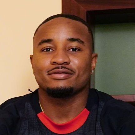 garante_il's tweet image. Nkunku è dimagrito, da quando è arrivato al Milan ha perso 4 chili. Si vede anche a occhio nudo

Guidi e Bianchin - @Gazzetta_it