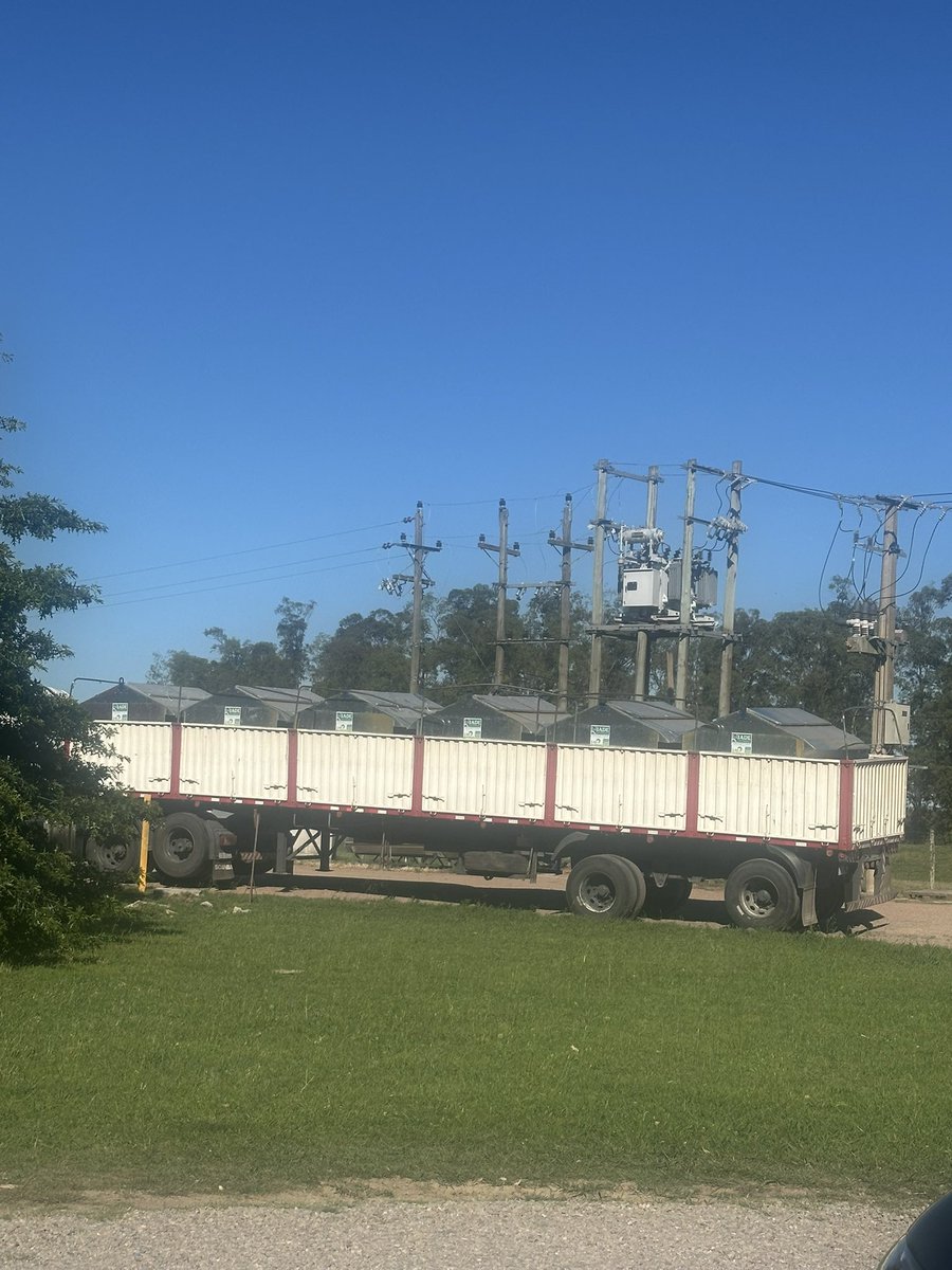 Comederos de IADE vendidos por LasAchiras
Galvanizados y tratados con anti óxido para la sal