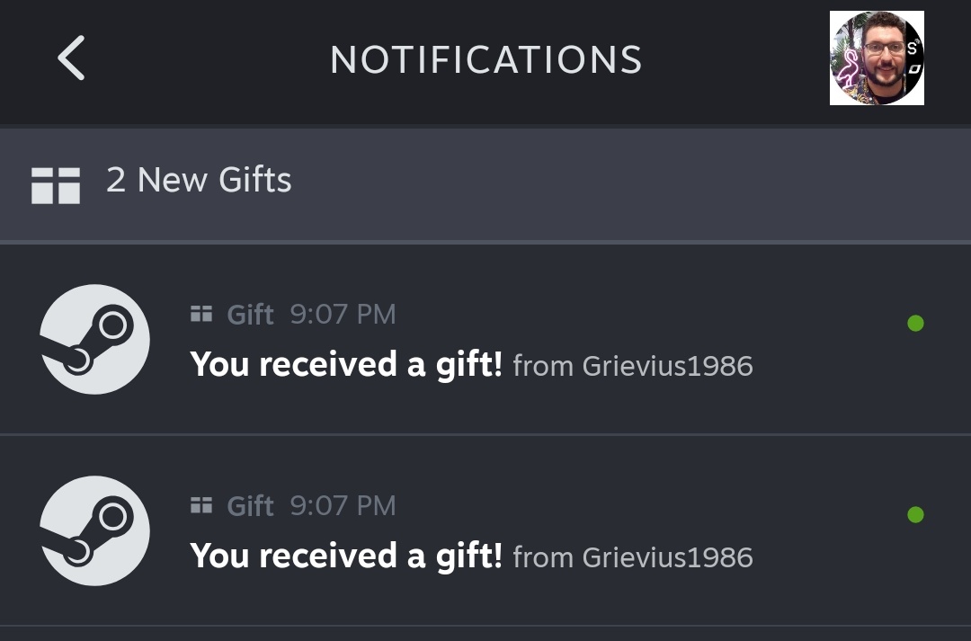 Cuando <a href="/Grievius1986/">⛩️ Grievius ⛩️🔞</a> te manda amor estas fiestas... miedo me da. ¿Esto huele a COTY?