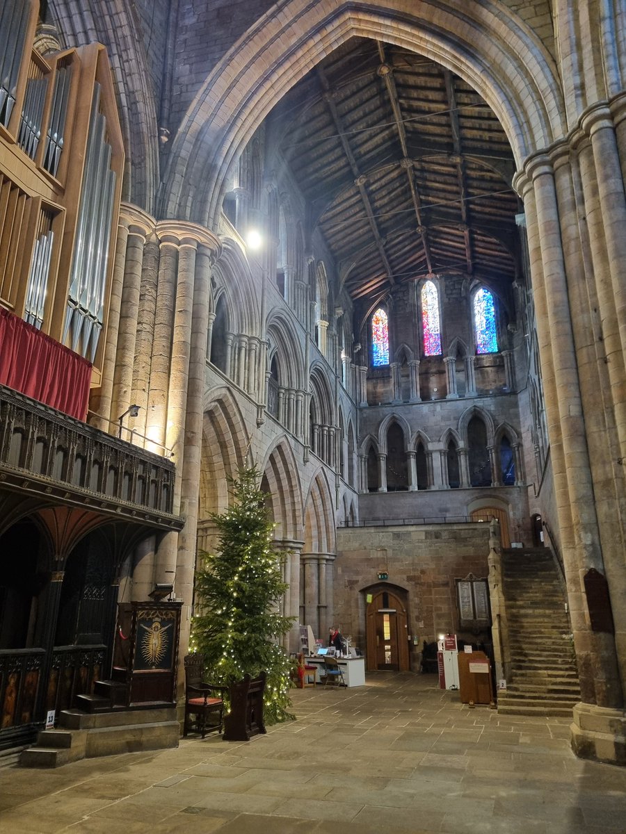 Lamnguin's tweet image. Nice day in Hexham