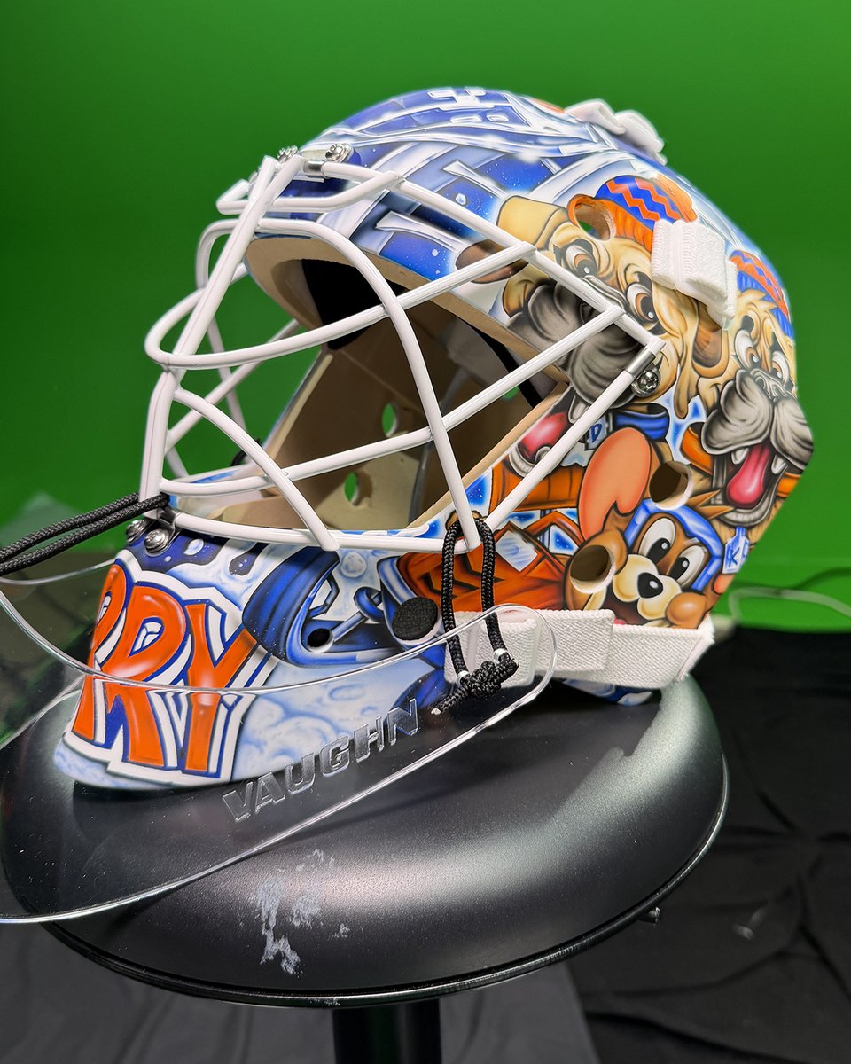 First look at Tristan Jarry's new #Oilers mask! 🔥 #LetsGoOilers