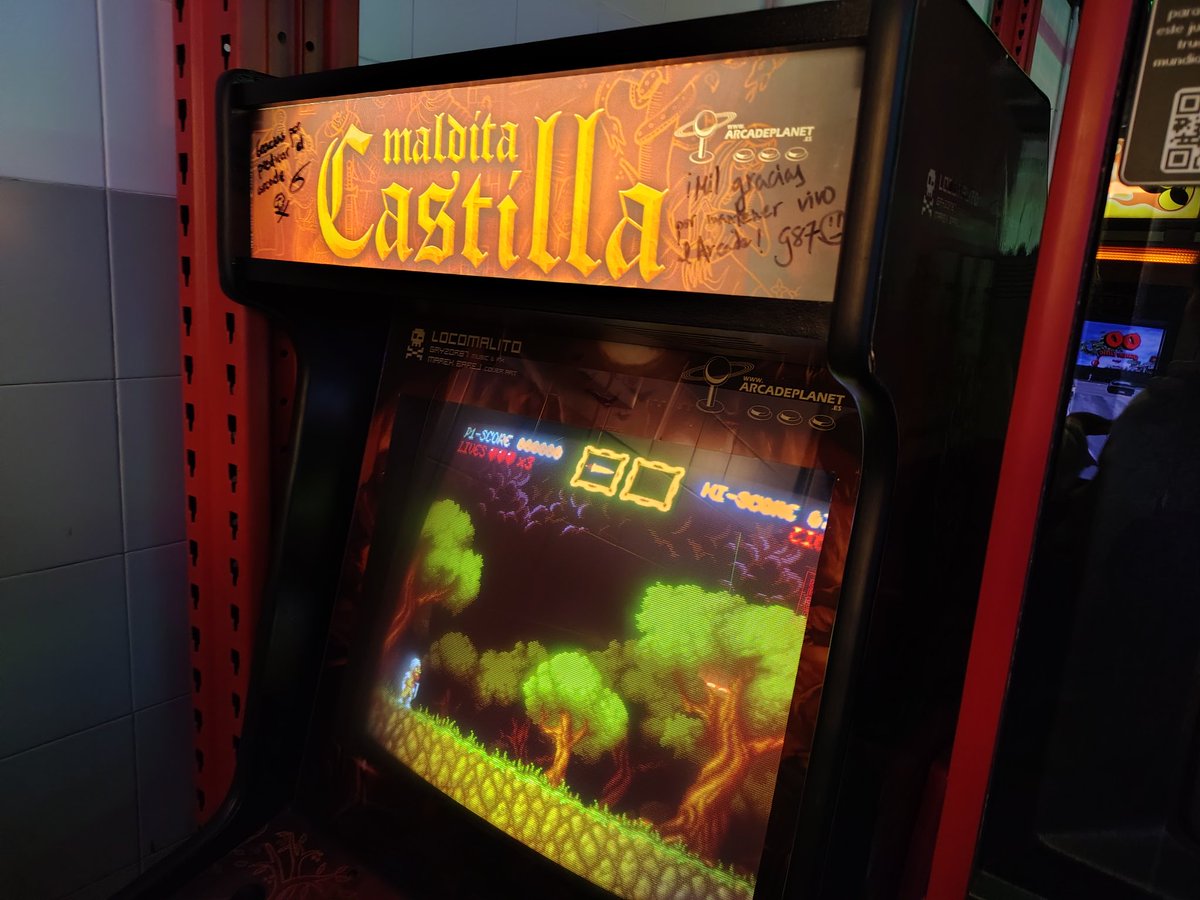 SanprietoG's tweet photo. Menuda barbaridad es Arcade Planet! Me ha faltado tiempo, hay que volver jajaj qué detallazo tener makina custom de maldita castilla #ArcadePlanet @arcade_planet https://t.co/QuOG798rO4