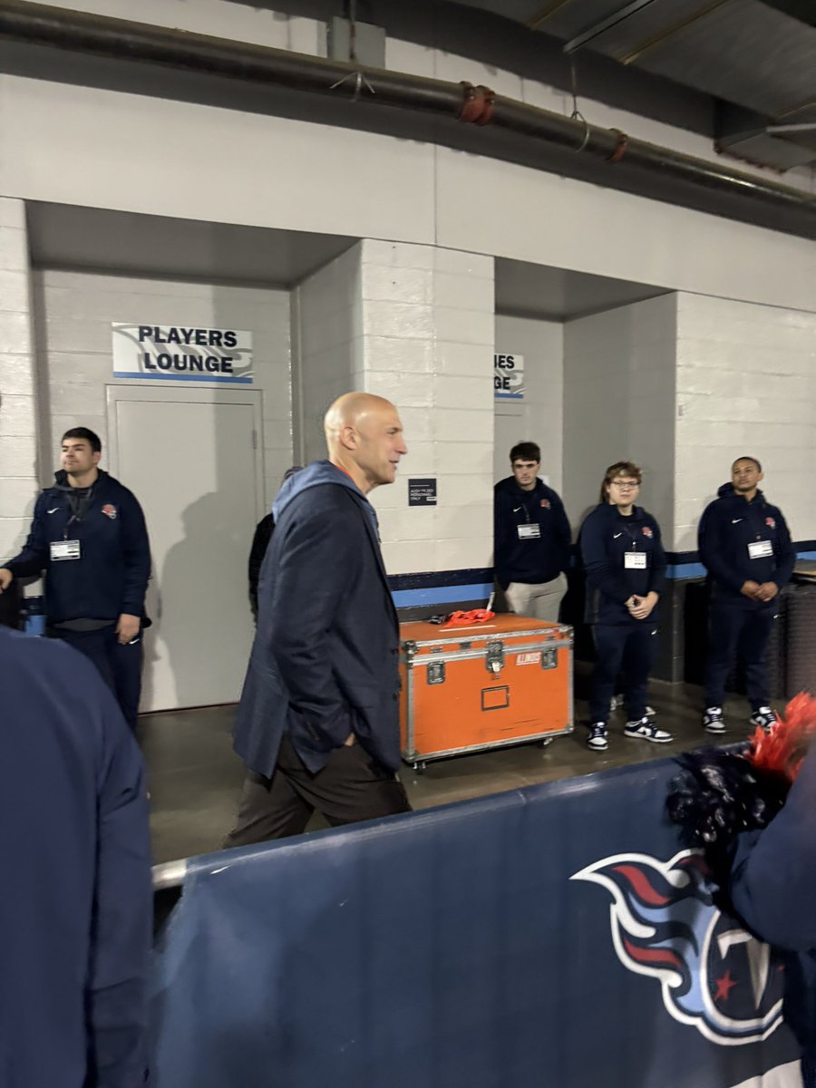glenn_kinley's tweet image. #Illini AD Josh Whitman at Nissan Stadium