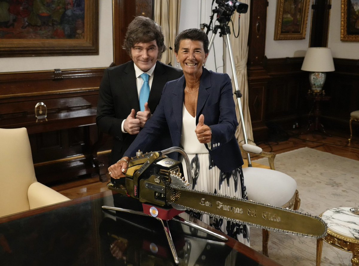 PatoVasquezOk's tweet image. Gracias Señor Presidente @JMilei por recibirme! Vamos por esta Argentina grande que soñamos! Todo lo mejor para el 2026. 💪🇦🇷