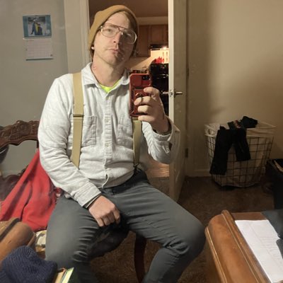 redb1rdy's tweet photo. #NewProfilePic https://t.co/9mm9o9aW58