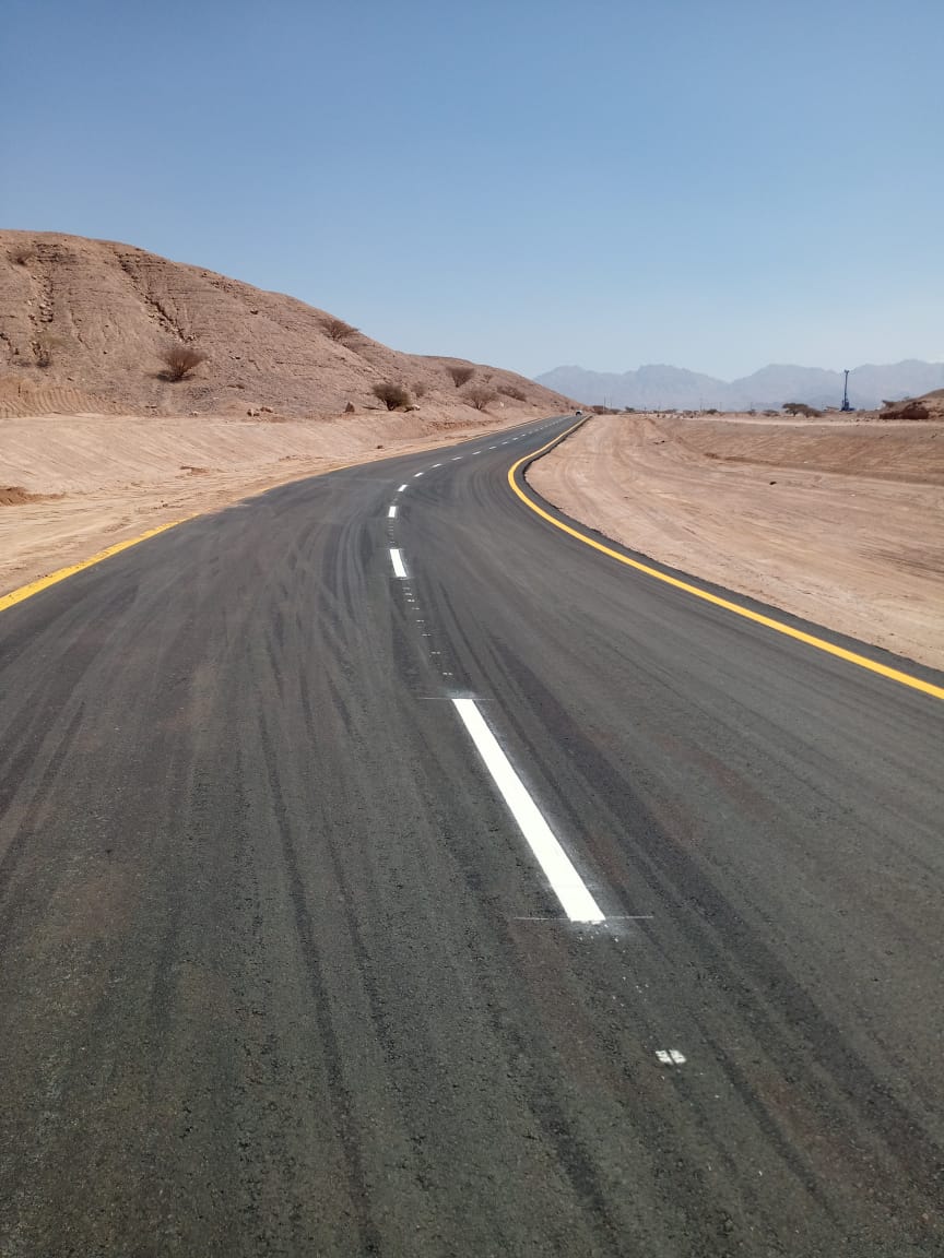 تنفيذ أعمال أسفلت وتخطيط الشوارع 
0536800058