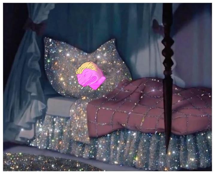 ShowMeThatPink tweet media