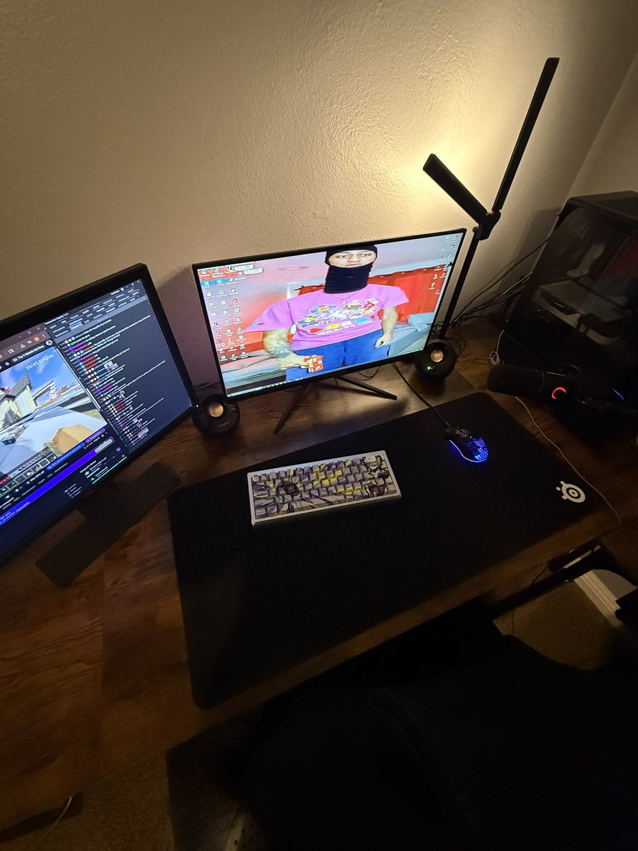 levi tweet media