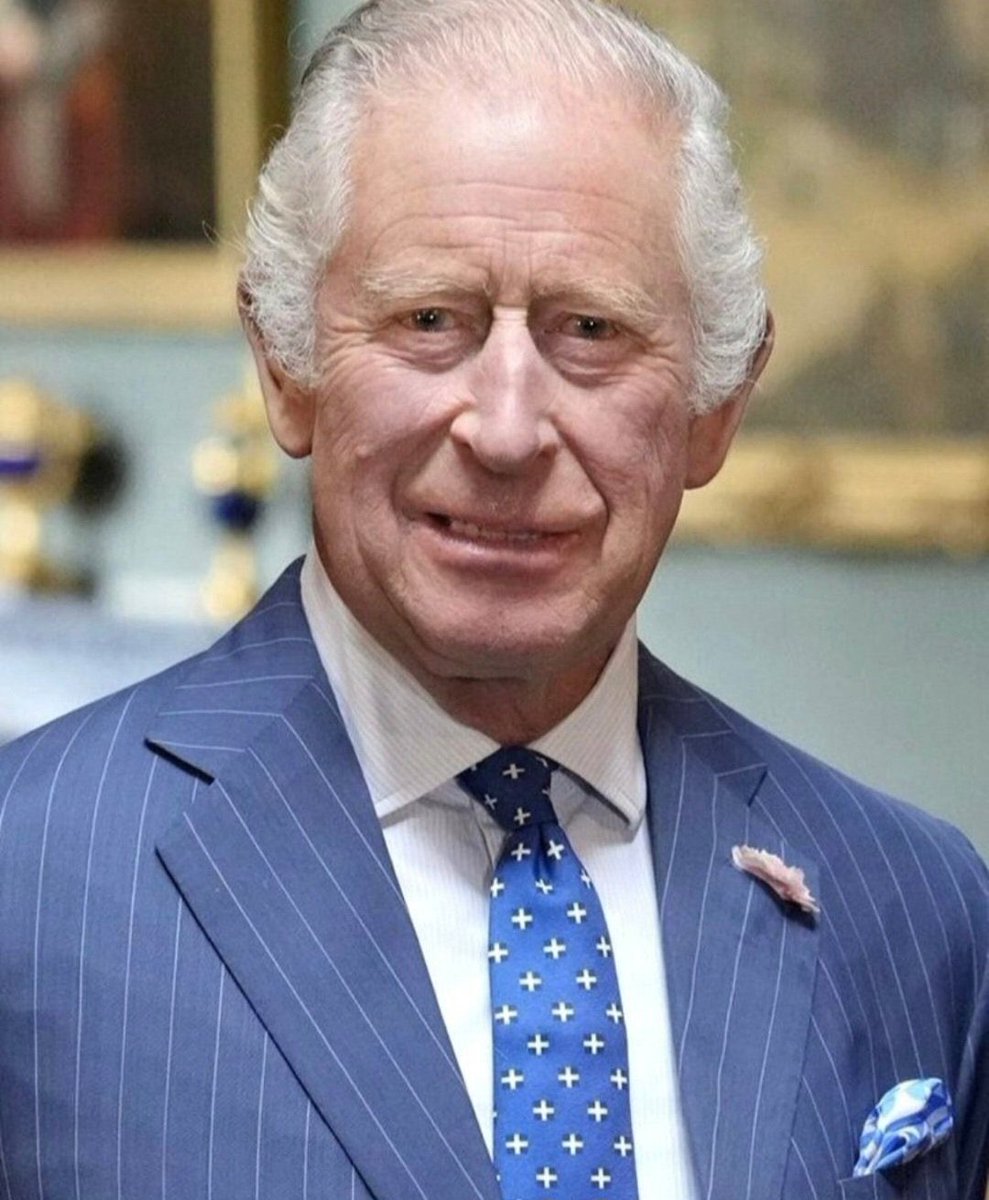 SeanyBoyy89's tweet image. King Charles is a weak leader.

Won’t dissolve this disastrous Parliament.

Won’t stand up for the British people.

Hides behind “constitution” while the country burns.

I swore my oath to Queen Elizabeth II – not him.