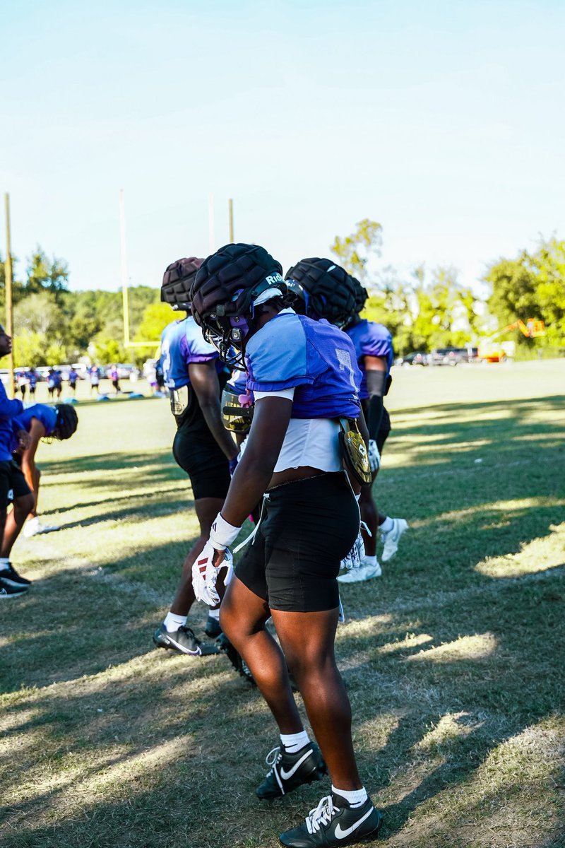 Silas Davis tweet media