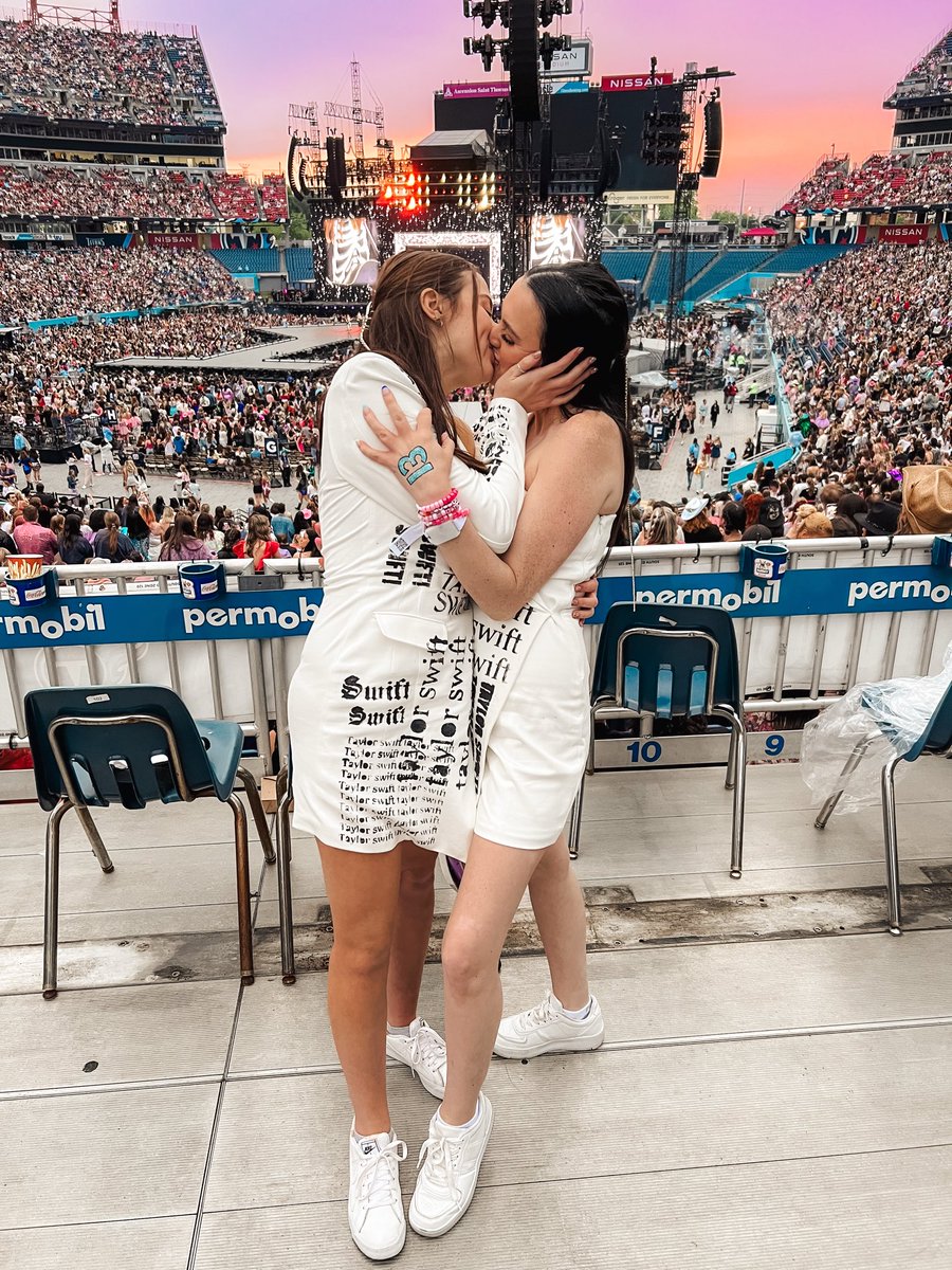 isabel (taylor’s version) tweet media