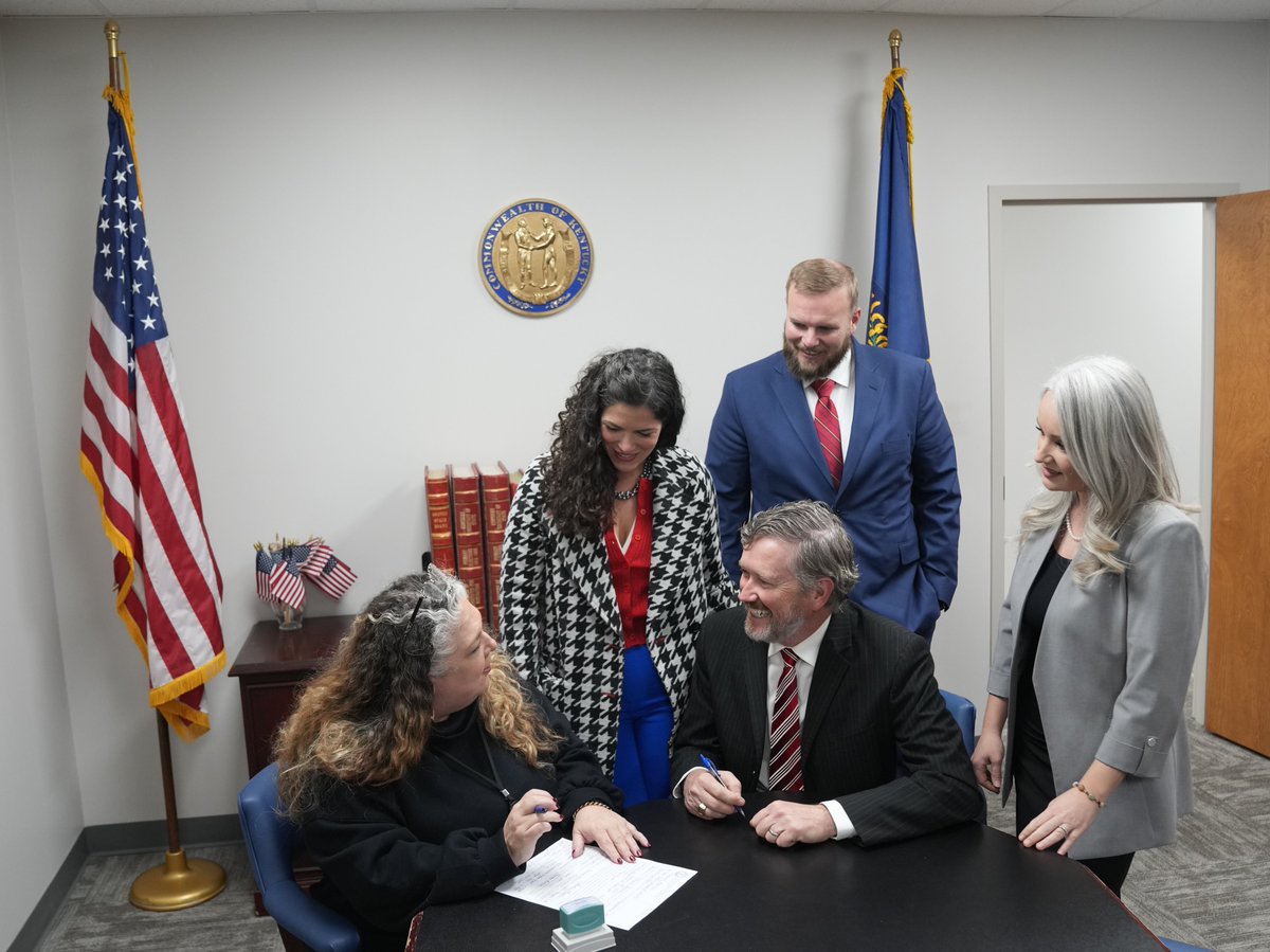 MassieforKY's tweet photo. I was honored to have KY Representatives @SavannahLMaddox &amp; @SteveDoanLaw sign my paperwork today as I filed to run for reelection.

Billionaire globalists and the Uni-Party want me to back down, but I won’t. I’ll continue draining the DC swamp and putting Kentucky values first. https://t.co/3OUB2UJLFx